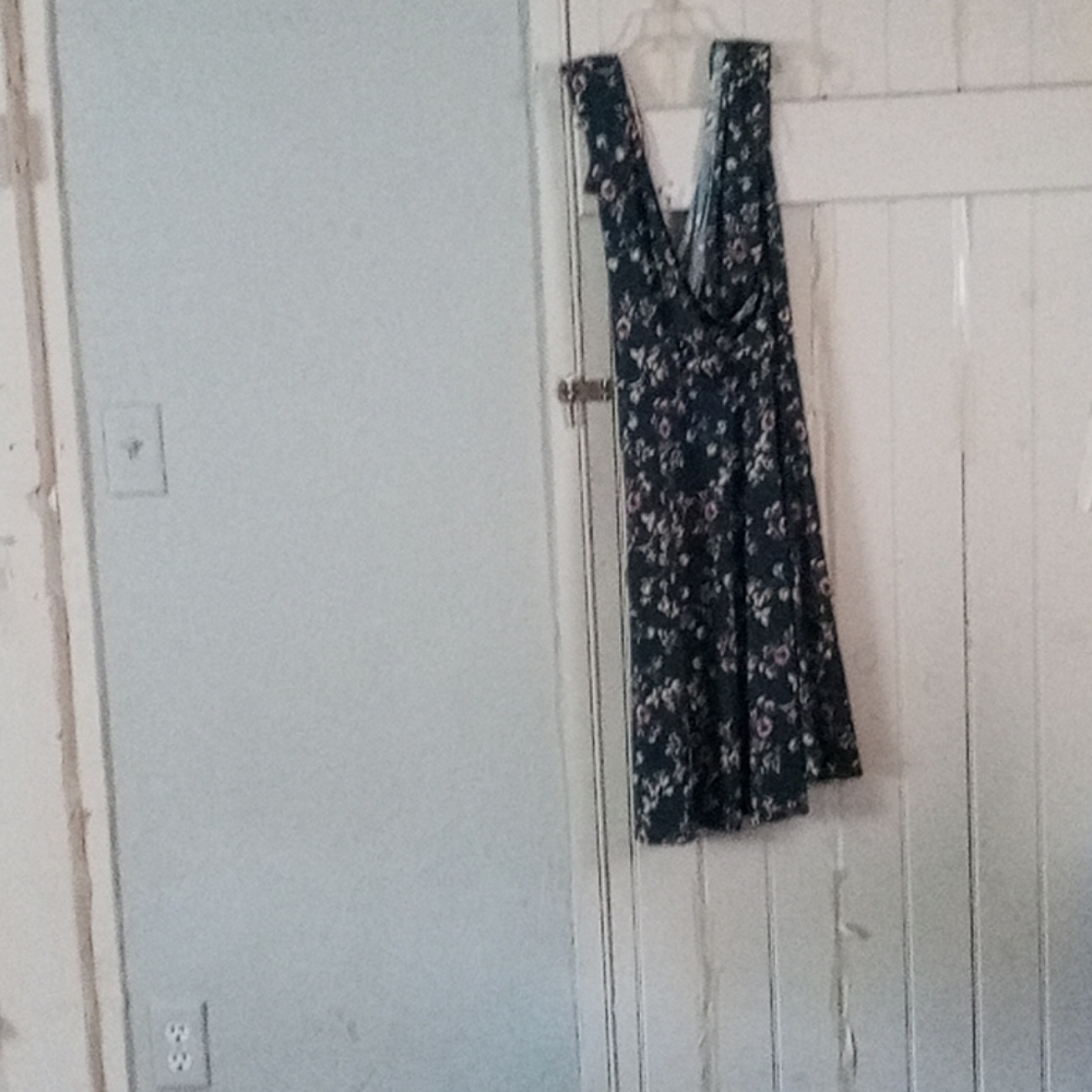 Kaileigh dress with floral print